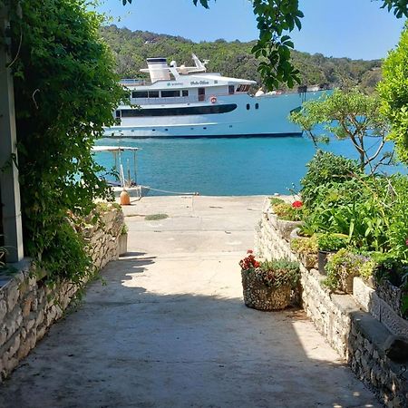 Guest House Green Corner Supetarska Draga Exterior foto