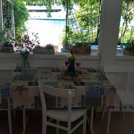 Guest House Green Corner Supetarska Draga Exterior foto